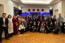 Участники приема, посвященного 15-летию создания Посольства Вьетнама в Греции. (Фото: Посольство Вьетнама в Греции)