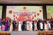 Вьетнамская диаспора в разных странах отмечает Тэт Бинь Нго