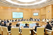 Встреча руководства Министерства промышленности и торговли с делегацией EU-ABC, состоявшаяся 25 ноября в Ханое. (Фото: Министерство промышленности и торговли)