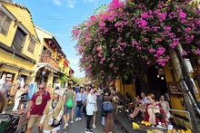 Яркий уголок Хойана – одного из ведущих направлений, привлекающих иностранных туристов во Вьетнам. (Фото: ВИА)