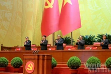 Руководители Партии и Государства на съезде.