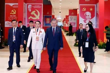 [Фото] Руководители Партии и Государства приняли участие в подготовительном заседании XIV съезда КПВ