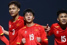 Сборная U17 Вьетнама полностью доминировала над игроками Северных Марианских островов и поднялась на первое место в группе C. (Фото: Дык Кыонг)