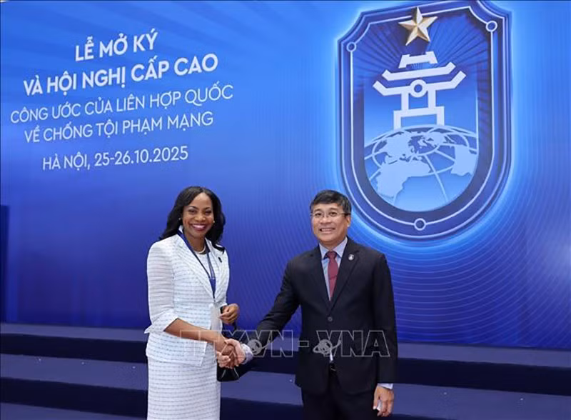 vna-potal-don-cac-truong-doan-du-le-mo-ky-cong-uoc-ha-noi-stand-14.jpg
