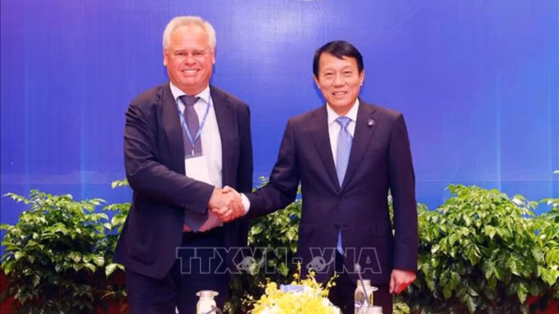 vna-potal-bo-truong-cong-an-tiep-tong-giam-doc-dieu-hanh-cong-ty-kaspersky-cua-lien-bang-nga-stand.jpg