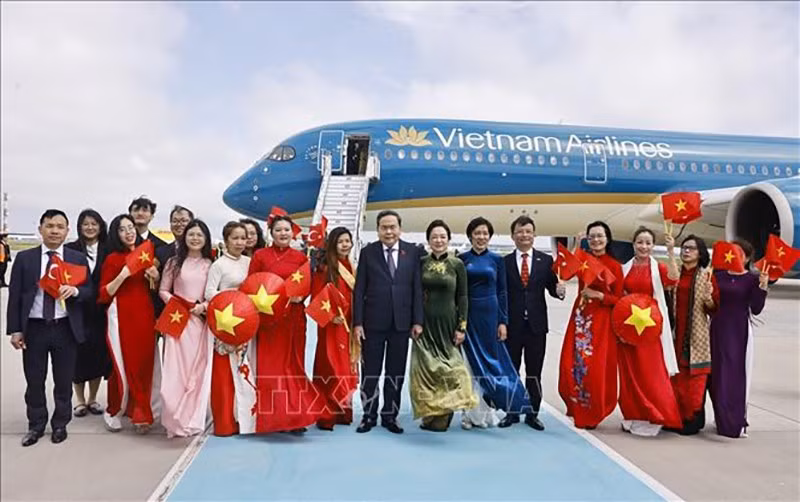 vna-potal-chu-tich-quoc-hoi-tran-thanh-man-toi-tho-nhi-ky-tham-du-ipu-152-stand-1.jpg
