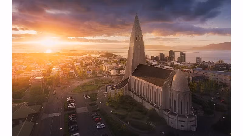 Рейкьявик - столица Исландии. Фото: guidetoiceland.is