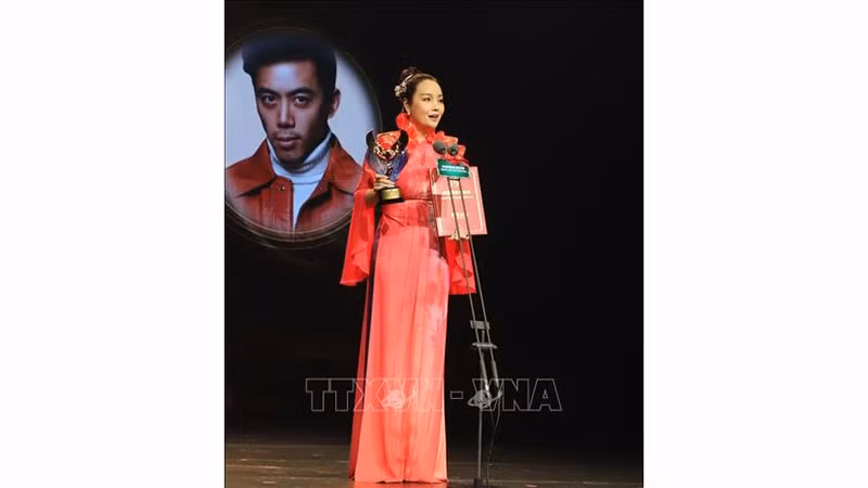 vna-potal-phim-viet-nam-gianh-giai-cao-tai-lien-hoan-phim-nghe-thuat-chau-a-stand-1.jpg