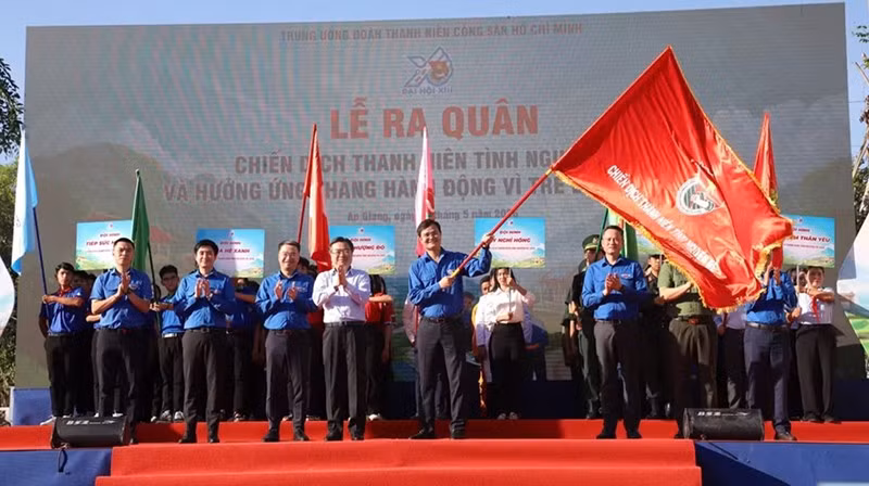 chien-dich-tinh-nguyen1.jpg