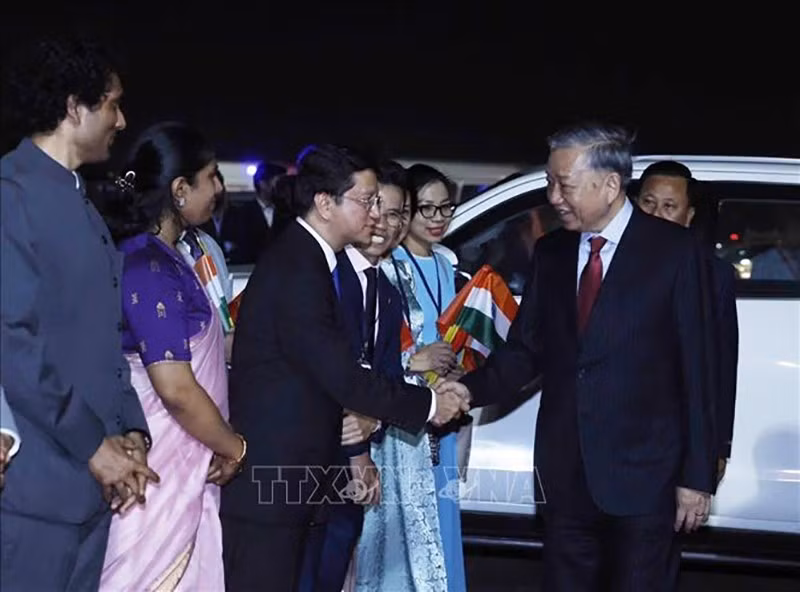 vna-potal-tong-bi-thu-chu-tich-nuoc-ket-thuc-chuyen-tham-an-do-len-duong-tham-sri-lanka-stand-2.jpg