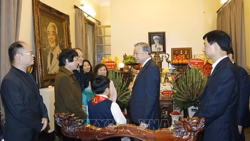 thap-huong2-100226-1770732773272-17707327734601386532118.jpg