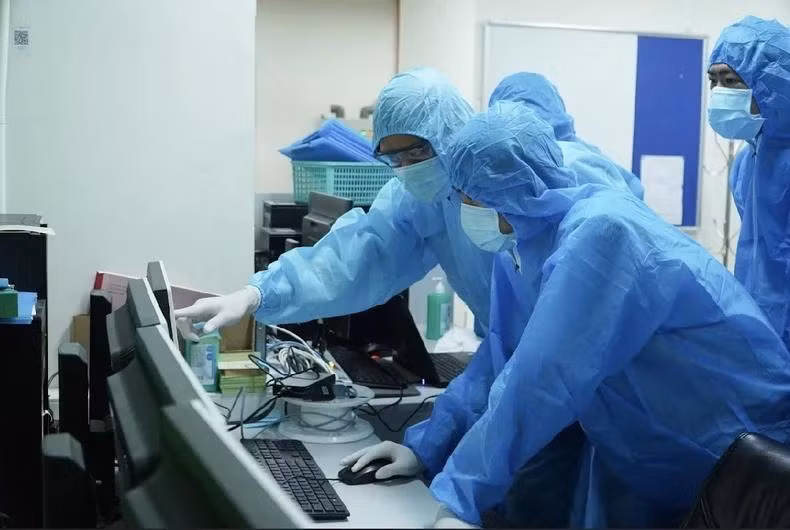 Врачи больницы Тьорэй. Врачи больницы Тьорэй.