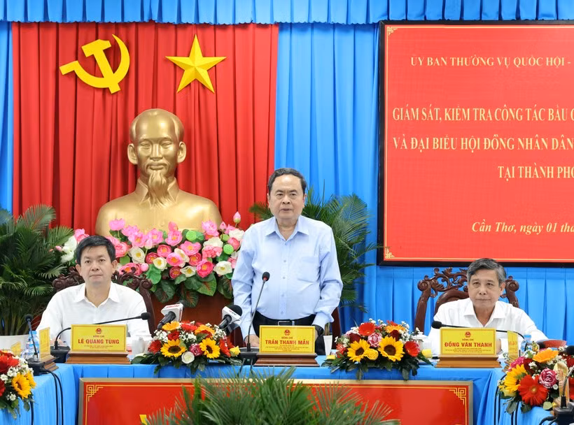128.jpg