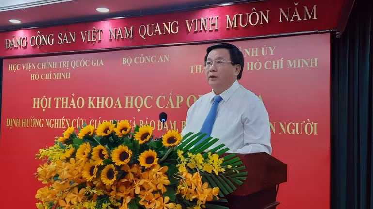anh-02-1588.jpg