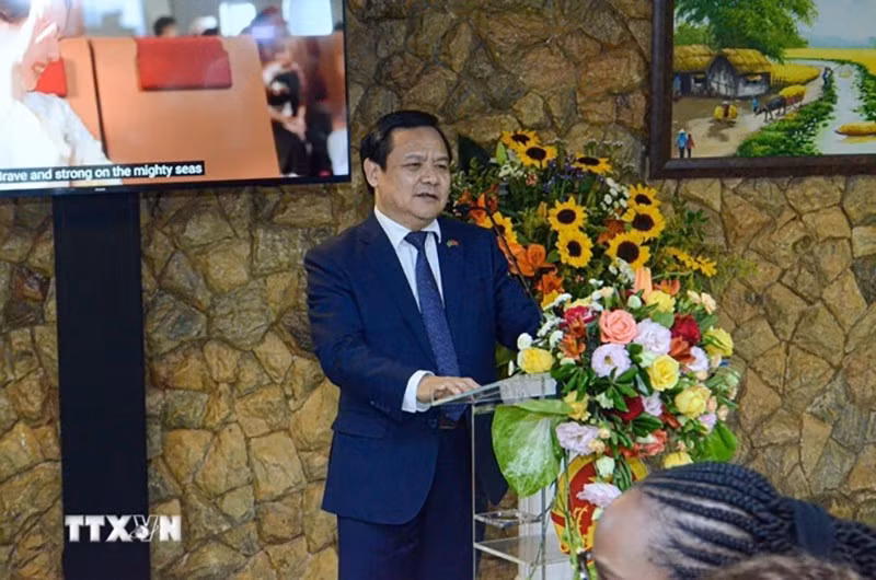 anh-04-1812.jpg