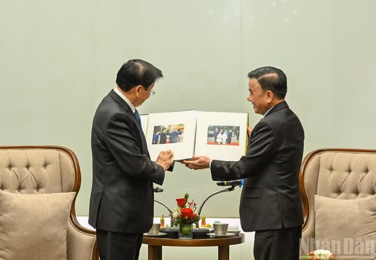 anh-04-8859.jpg