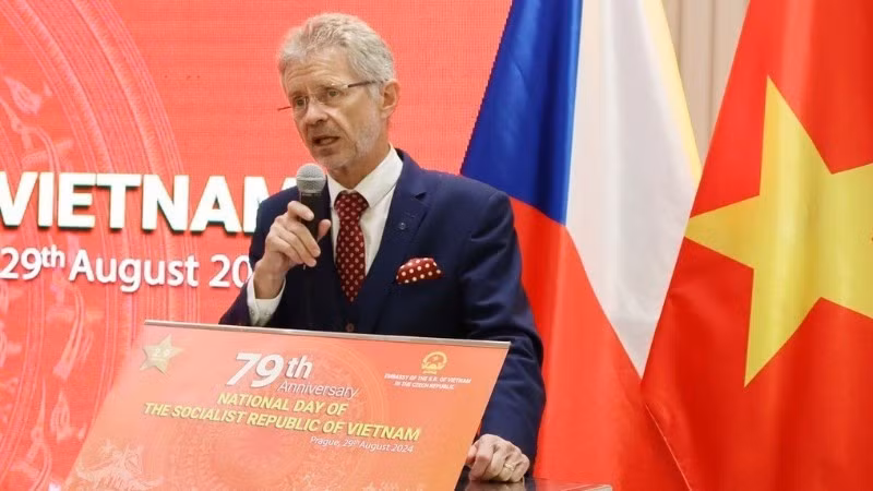 Председатель Сената Парламента Чехии Милош Выстрчил. Фото: Посольство Вьетнама в Чехии