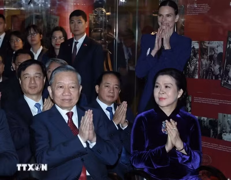 tong-bi-thu-chu-tich-nuoc-to-lam-va-phu-nhan-du-khai-truong-khong-gian-di-san-va-ket-noi-van-hoa-viet-nga-9011585-2.jpg