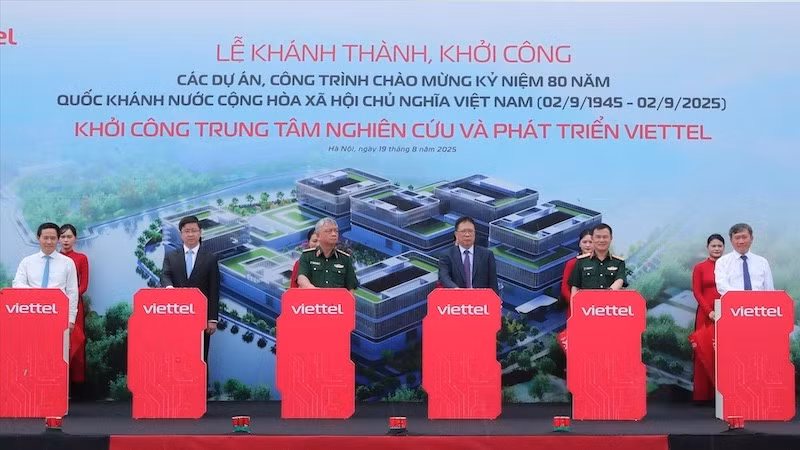 Церемония закладки фундамента Центра исследований и разработок Viettel. Фото: ВИА