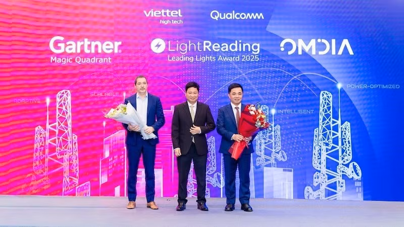 Компания Viettel High Tech признана аналитическим агентством Gartner «нишевым игроком» (Niche Player) за новаторскую роль в разработке и коммерциализации технологии 5G Open Radio Access Network (RAN) на основе ASIC-чипсетов. Фото: ВИА