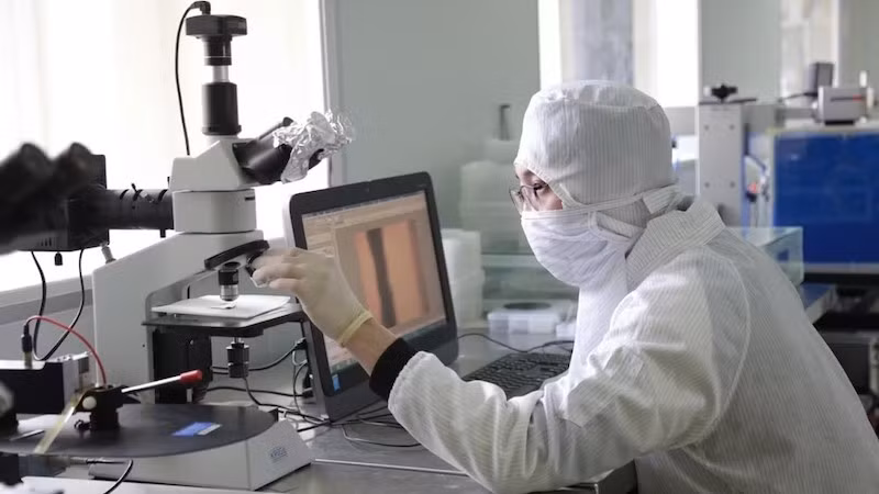 Научно-исследовательская деятельность в Институте естественных наук при Ханойском государственном университете. Фото: Нгое Зиеп