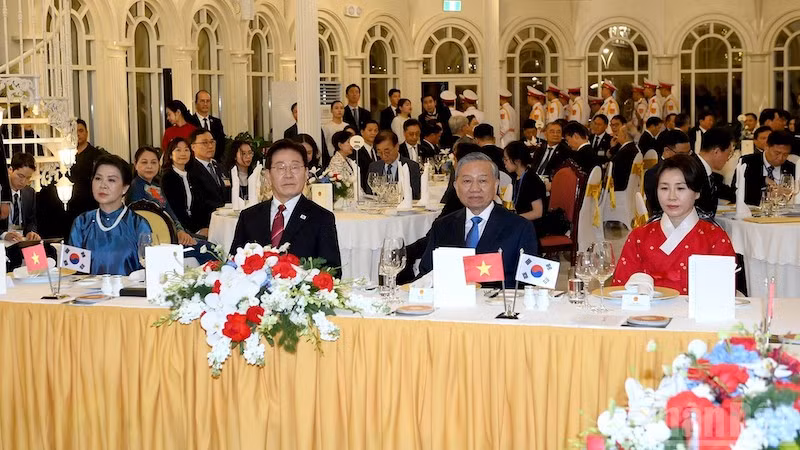 anh-10-bnd-8920.jpg