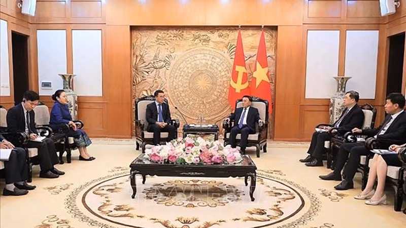 anh-02-3055.jpg