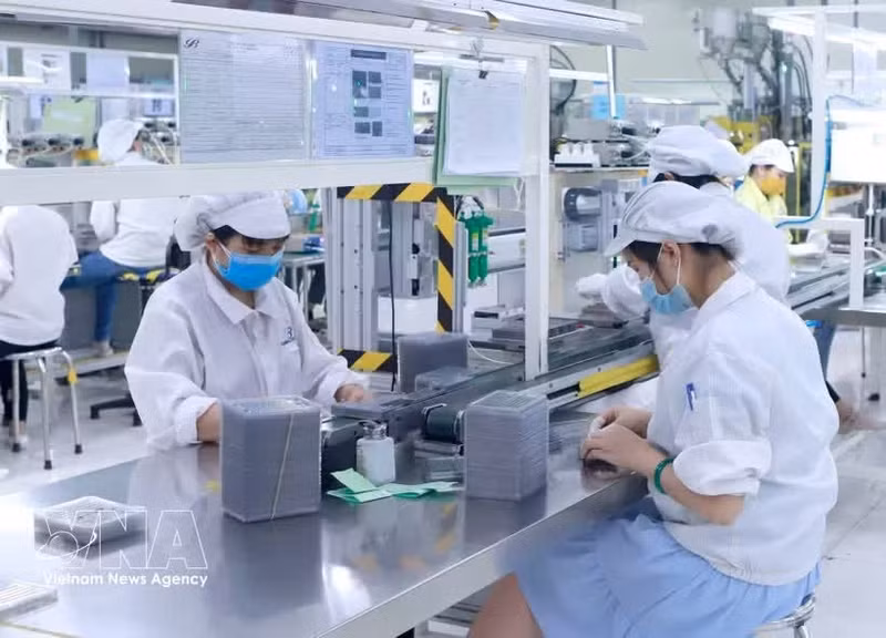 На заводе компании Star Engineers Vietnam в промышленной зоне Биньсюен I (провинция Футхо) производят электронные компоненты. (Фото: ВИА)