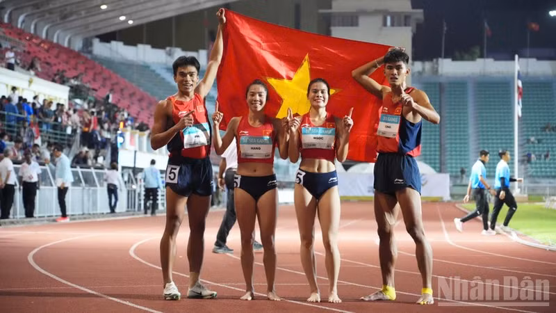 Вьетнамские спортсмены по легкой атлетике принесли домой много медалей на SEA Games 33. (Фото: Хоанг Минь)