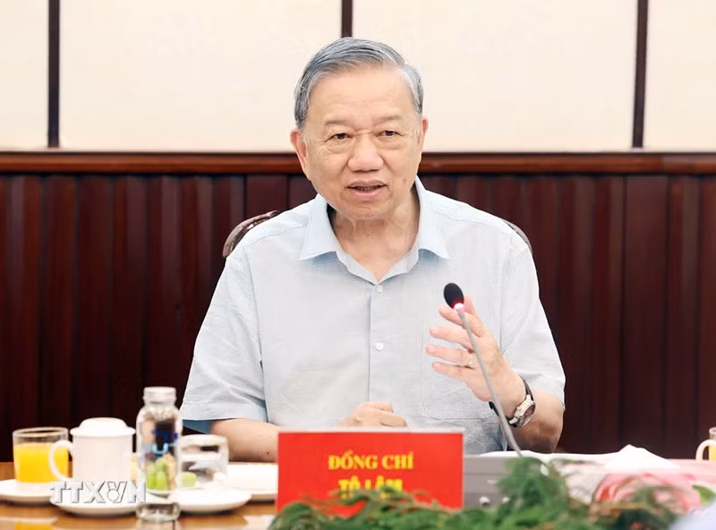 anh-02-1890.jpg
