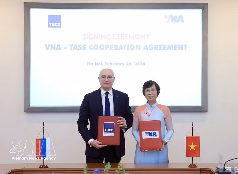 Церемония подписания Соглашения о сотрудничестве между ВИА и ТАСС (Российская Федерация). (Фото: ВИА)