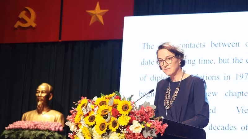 anh-08-6591.jpg