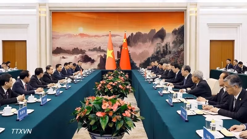 vna-potal-chu-tich-quoc-hoi-tran-thanh-man-hoi-kien-chu-tich-chinh-hiep-toan-quoc-trung-quoc-vuong-ho-ninh.jpg