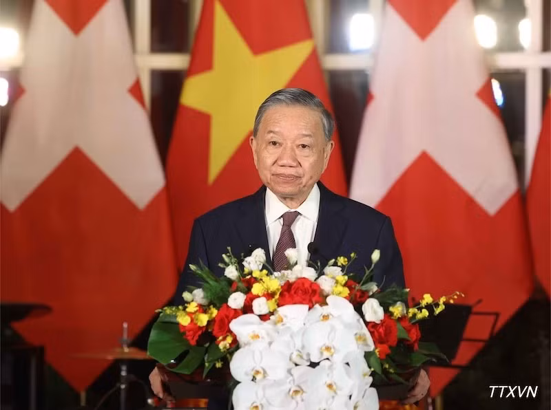 vna-potal-tong-bi-thu-chu-tich-nuoc-to-lam-va-phu-nhan-chieu-dai-tong-thong-thuy-si-va-phu-nhan-4673.jpg