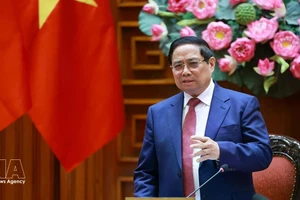 Премьер-министр Фам Минь Тьинь председательствовал на заседании Рабочей группы по обеспечению энергетической безопасности в условиях сложного развития военного конфликта на Ближнем Востоке. Фото: ВИА