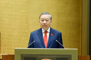 Президент государства Социалистической Республики Вьетнам То Лам выступает с инаугурационной речью. Фото: ВИА