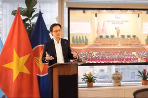 Посол До Хунг Вьет выступает на встрече. Фото: ВИА