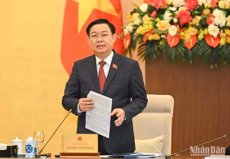 Открылось 18-е заседание Постоянного комитета НС Вьетнама ảnh 1