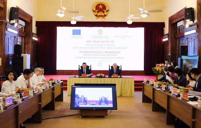 Общий вид семинара. Фото: VNA