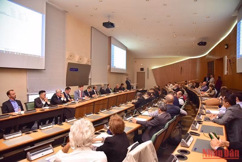 Общий вид форума. Фото: Минь Зюи