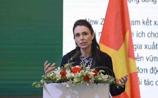 Премьер-министр Джасинда Ардерн выступает на мероприятии. Фото: VNA