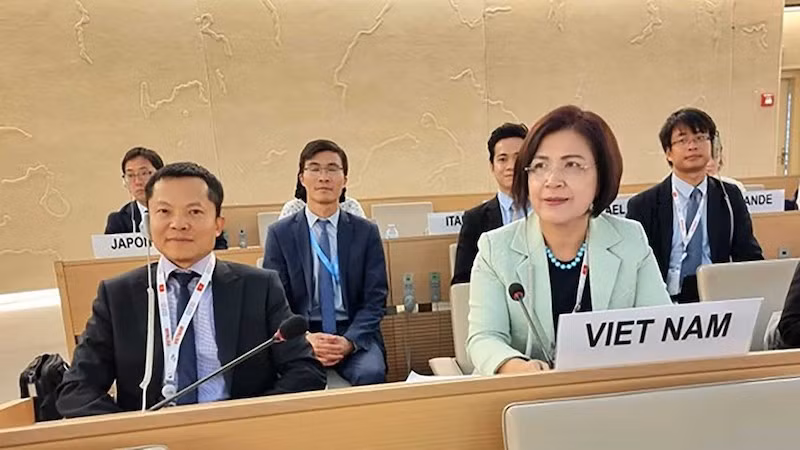 Делегация Вьетнама на 54-й сессии Совета ООН по правам человека. Фото: ВИА