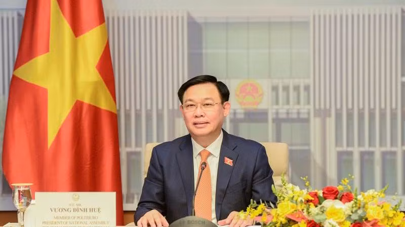 Председатель Национального собрания Выонг Динь Хюэ. Фото: quochoi.vn