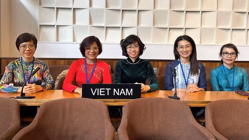 Вьетнамская делегация на сессии. Фото: baoquocte.vn