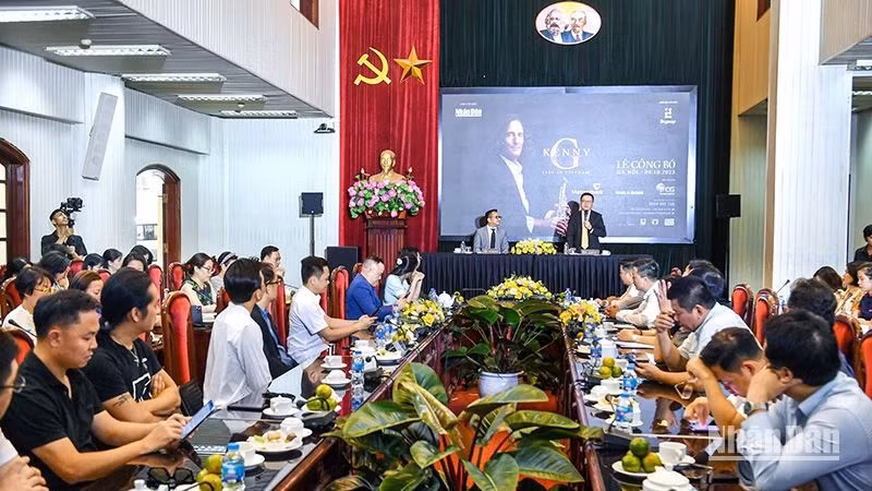 Общий вид пресс-конференции. Фото: Тхань Дат