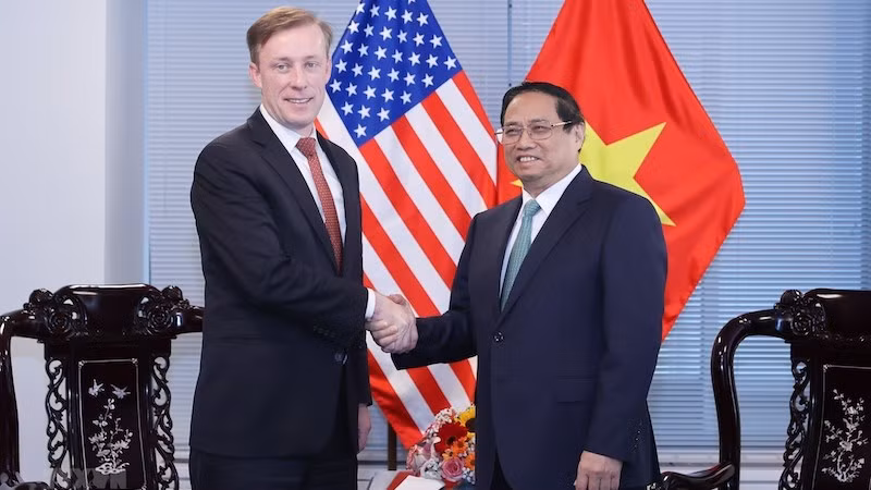 Премьер-министр Фам Минь Тьинь и советник Президента США по национальной безопасности Джейк Салливан. Фото: ВИА
