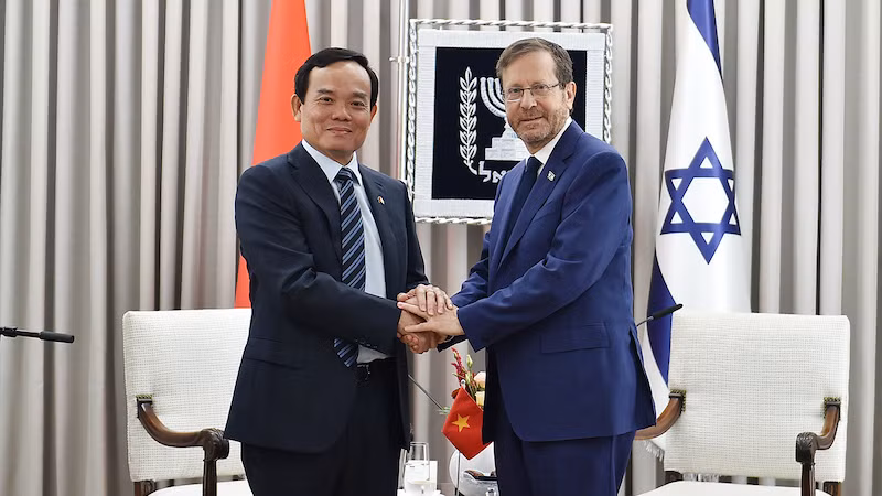 Вице-премьер Чан Лыу Куанг и Президент Израиля Ицхак Герцог. Фото: МИД Вьетнама
