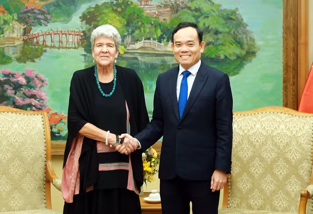 Вице-премьер Чан Лыу Куанг и Замминистра торговли по международной торговле США Мариса Лаго. Фото: VGP