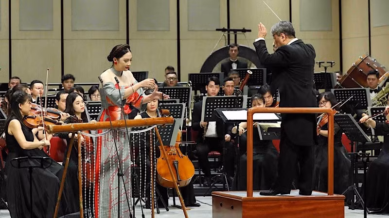 Это первая программа, проведенная в театре Хогыом после его открытия.