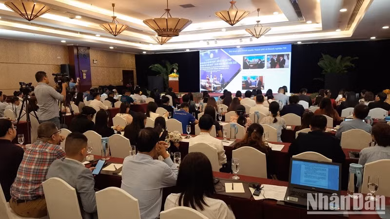 Общий вид форума.